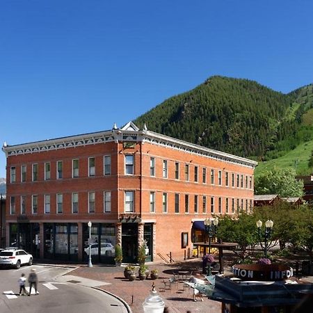 Independence Square 304, Stylish Hotel Room With Downtown Views & Great Location Аспън Екстериор снимка